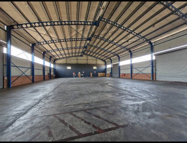 2,315M² WAREHOUSE TO LET IN GERMISTON INDUSTRIAL